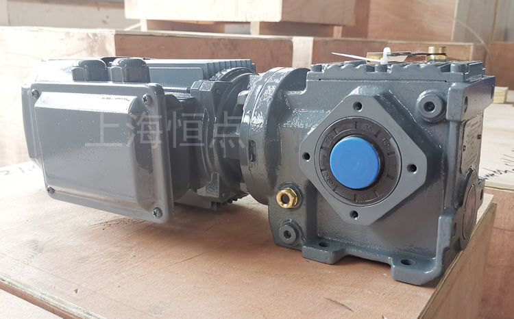 SA37系列減速機，配電機，灰色油漆 實物照片