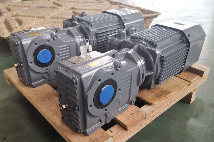 KA37系列減速機通孔輸出，配電機實物圖