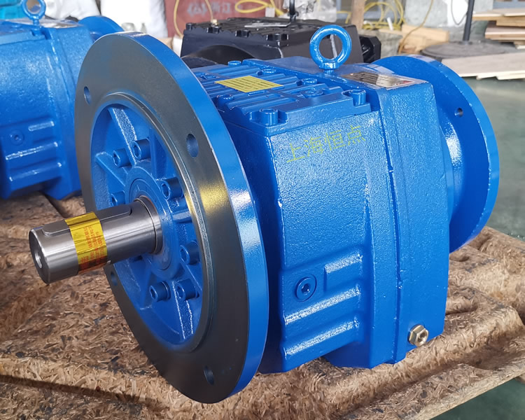 RF87減速機，輸入配法蘭B5端蓋，立式法蘭輸出，實物照片