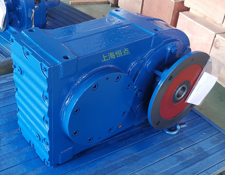 F107減速機 輸入配電機圓法蘭端蓋 輸出單軸