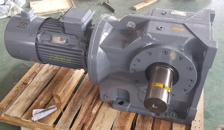 K127減速機 輸入配變頻電機 右側單軸輸出